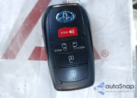 2022 Toyota Sienna Le z USA, uszkodzony, nr VIN 5TDKRKEC8NS077376